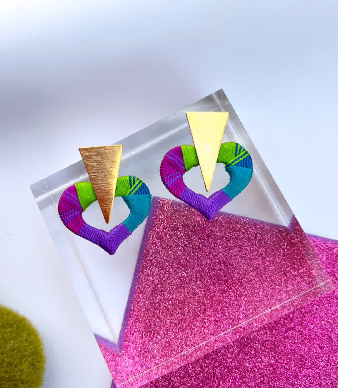 Aretes Constelacion Corazón De Atenea Pistacho