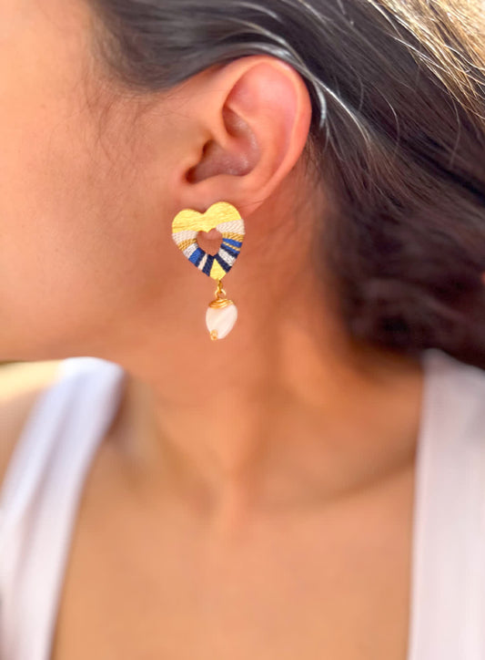 Aretes Origen Corazón Nácar Nauty Blue