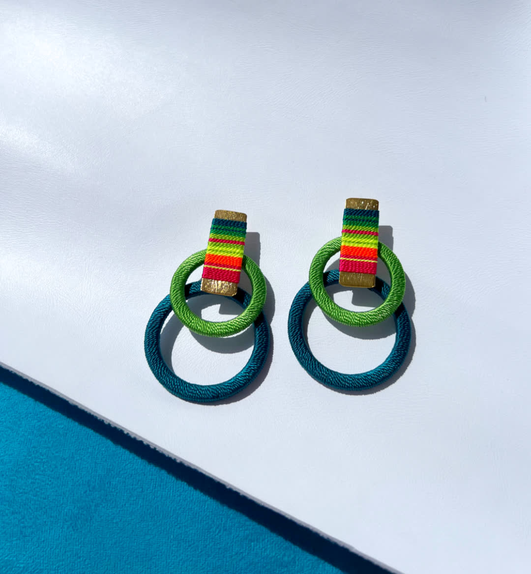Aretes Constelación Lyra Primavera