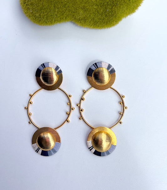 Aretes Amazonia Macambo Negro Blanco - Sara´s accesorios