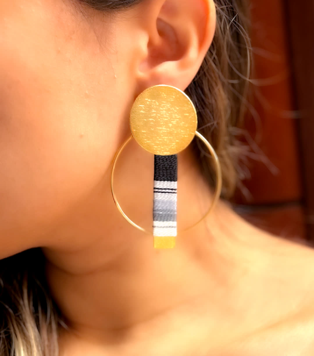 Aretes Amazonia Manaca Blanco Negro