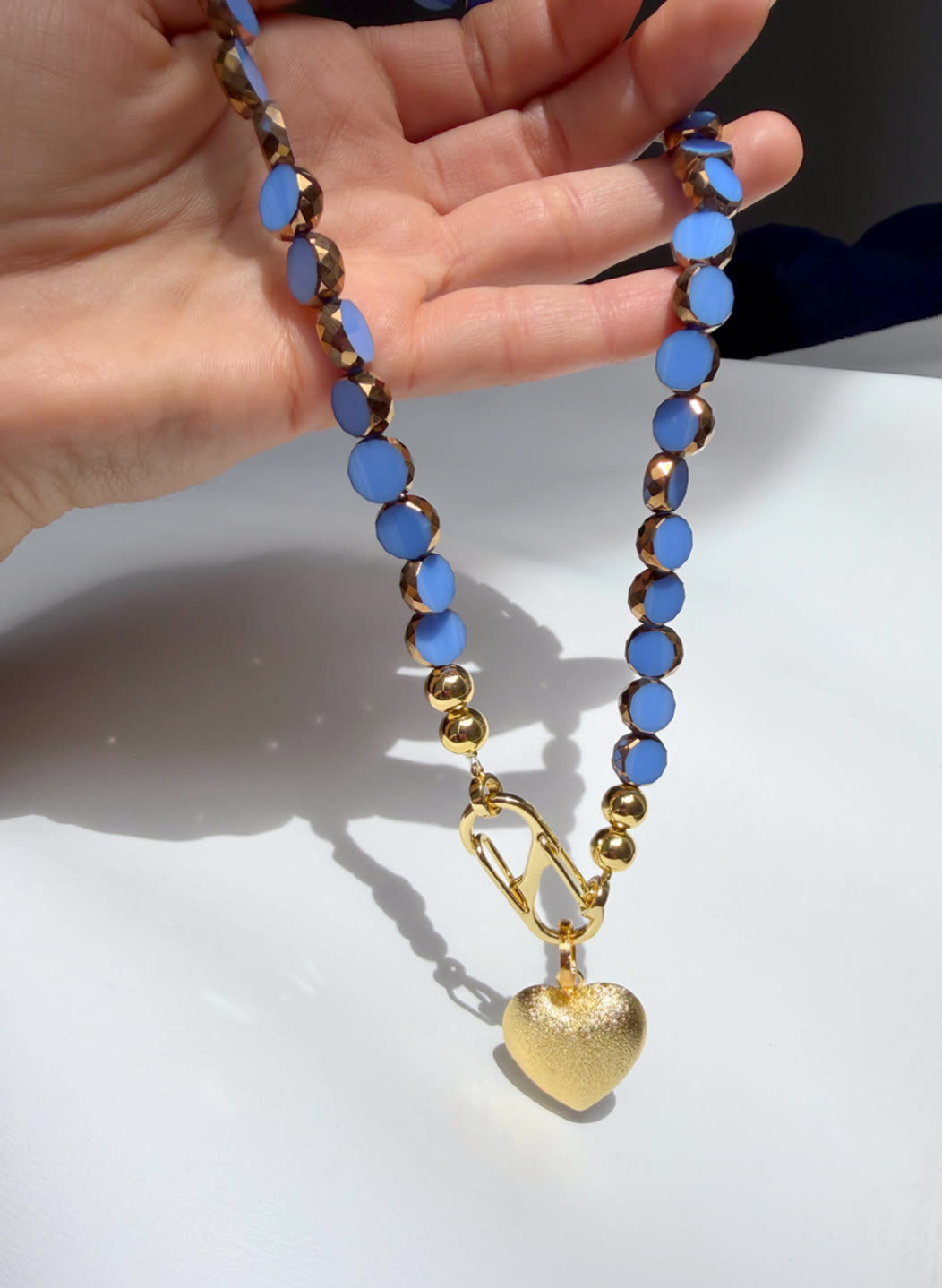 Collar Açai azul hielo