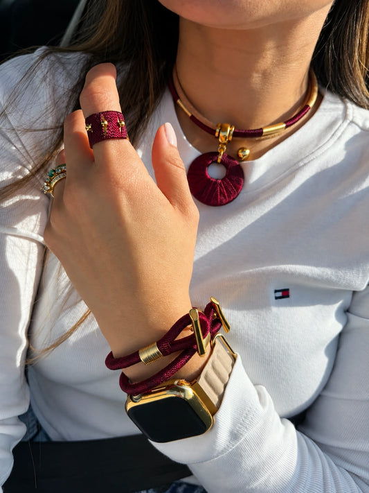 Anillo bacuri vinotinto - Sara´s accesorios
