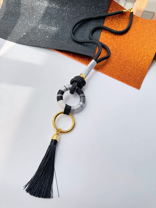 Collar Copoazu Blanco y Negro