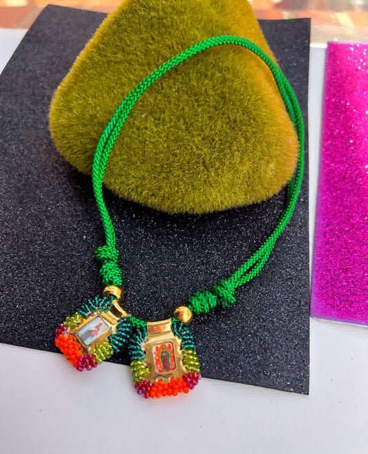 CollarEscapulario Primavera