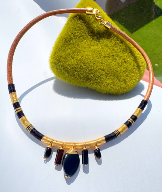 Collar Praga Maya Golden - Sara´s accesorios