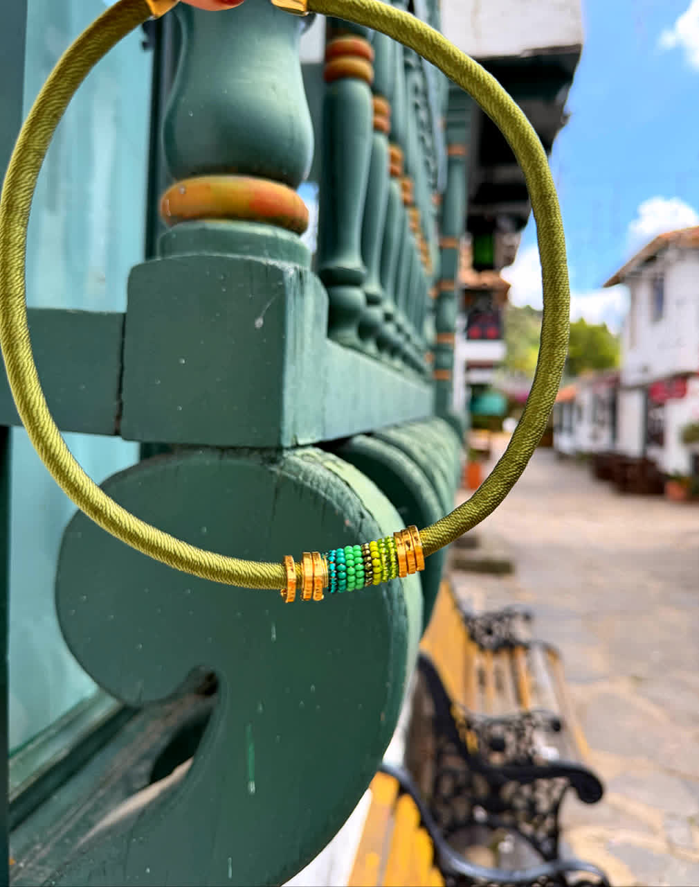 Collar Suraya Glam Verde Oliva