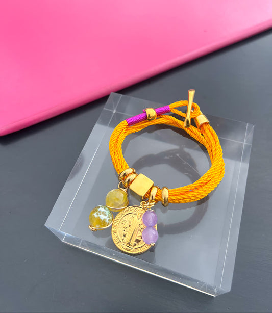 Pulsera Amuleto Mostaza - Sara´s accesorios