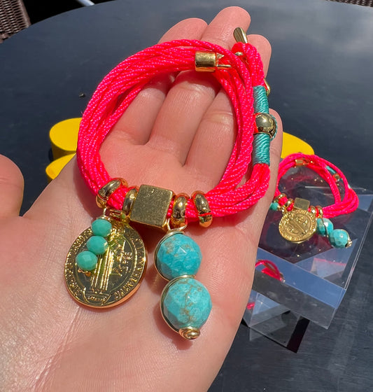 Pulsera Amuleto Rosa Neon - Sara´s accesorios