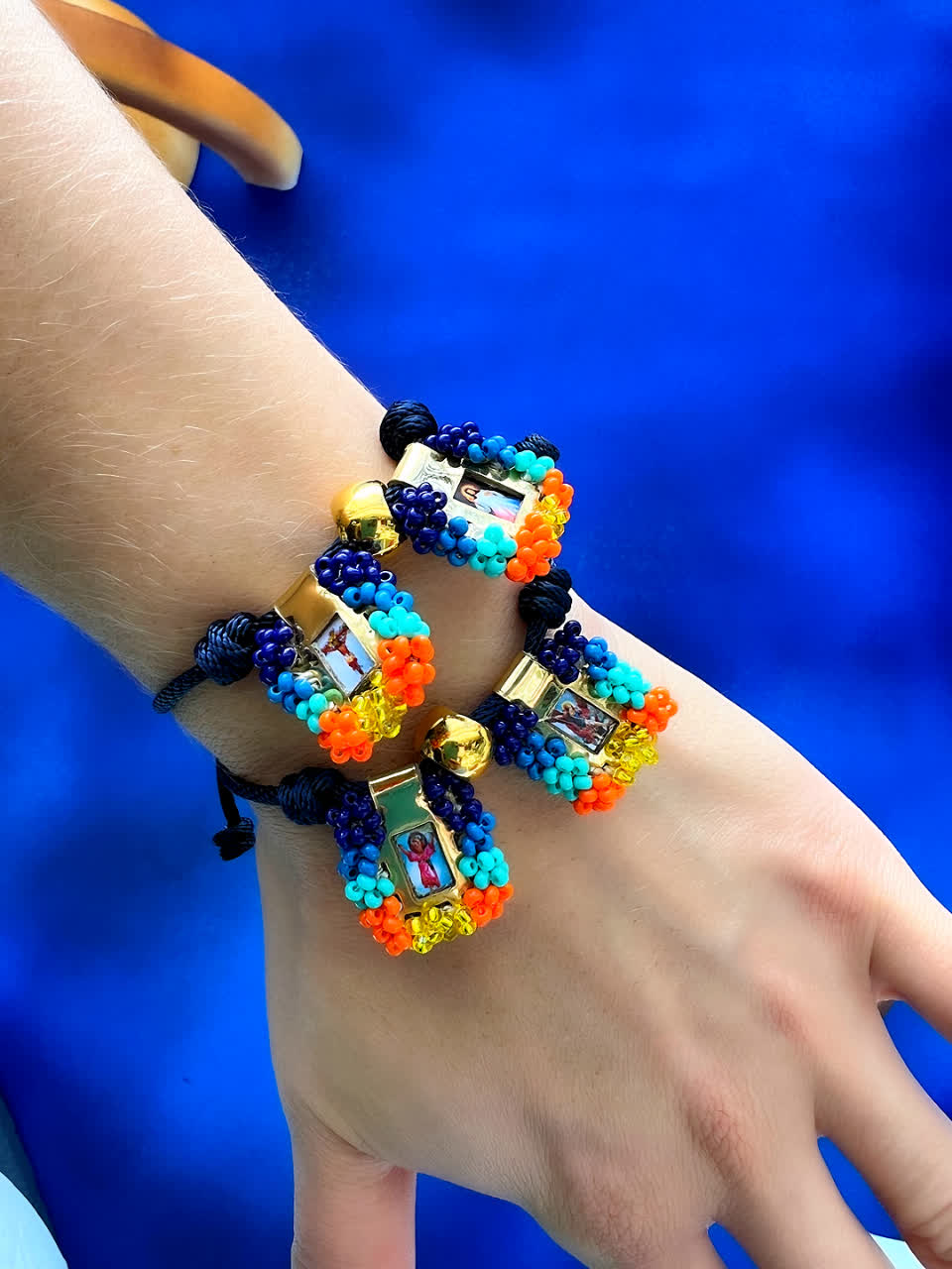 Pulsera Cordon Escapulario Glam Mini Azul - Sara´s accesorios