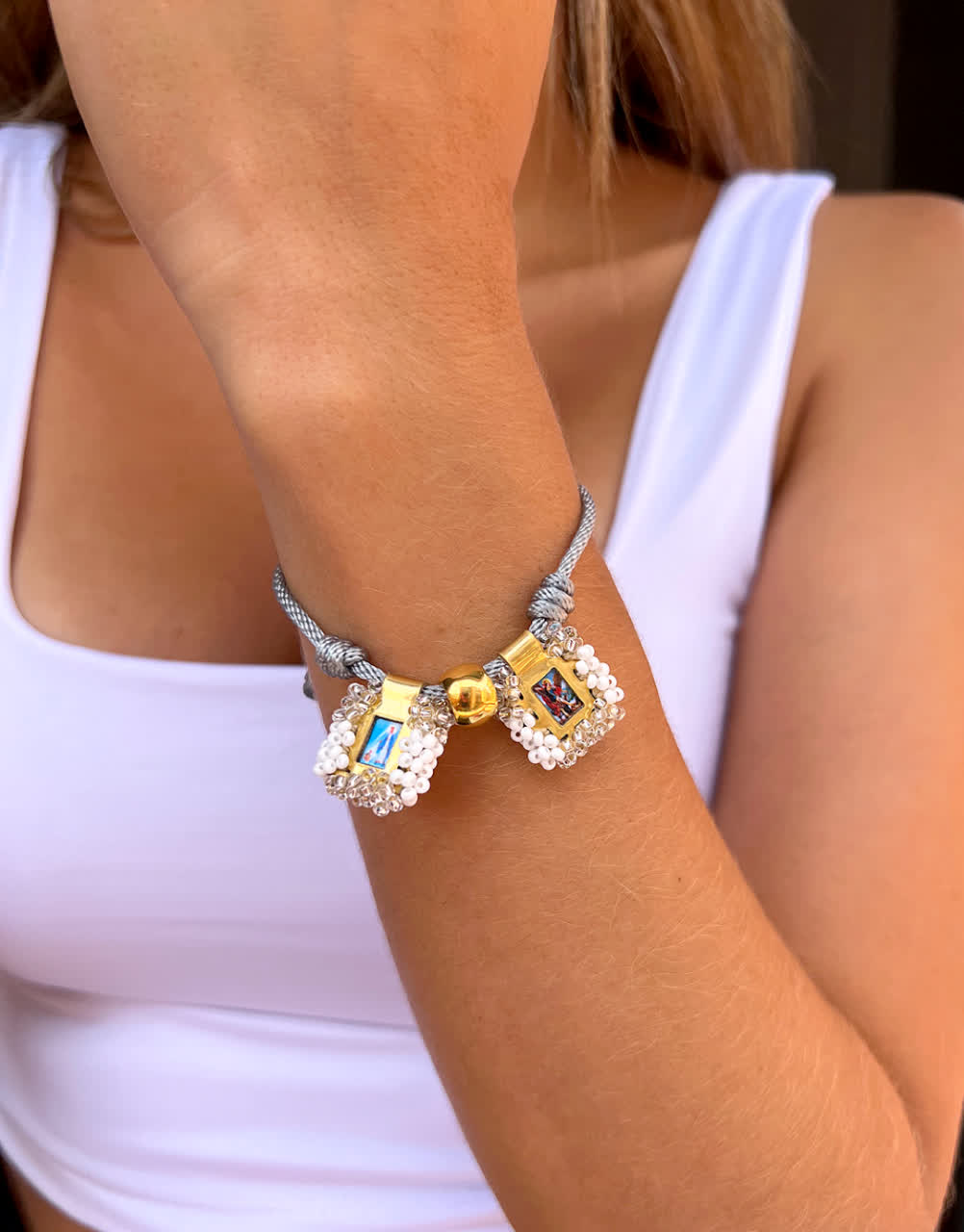 Pulsera Cordon Escapulario Glam Mini Plateado - Sara´s accesorios