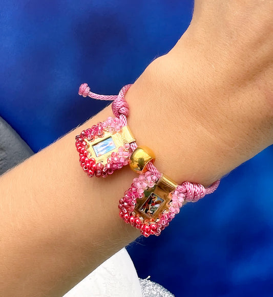 Pulsera Cordon Escapulario Glam Mini Rosado - Sara´s accesorios