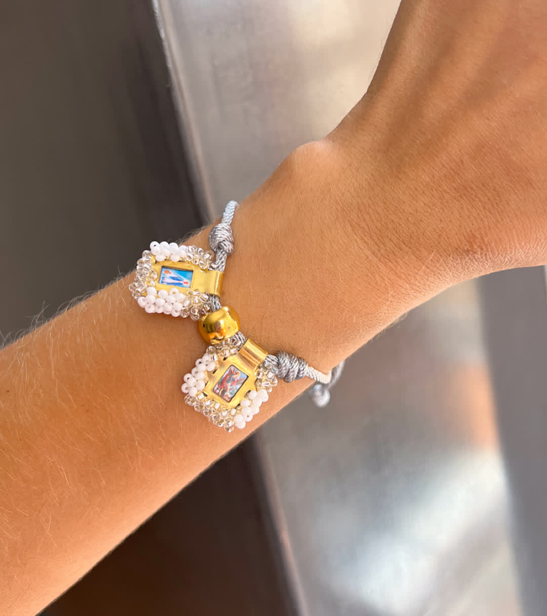 Pulsera Cordon Escapulario Glam Mini Plateado - Sara´s accesorios