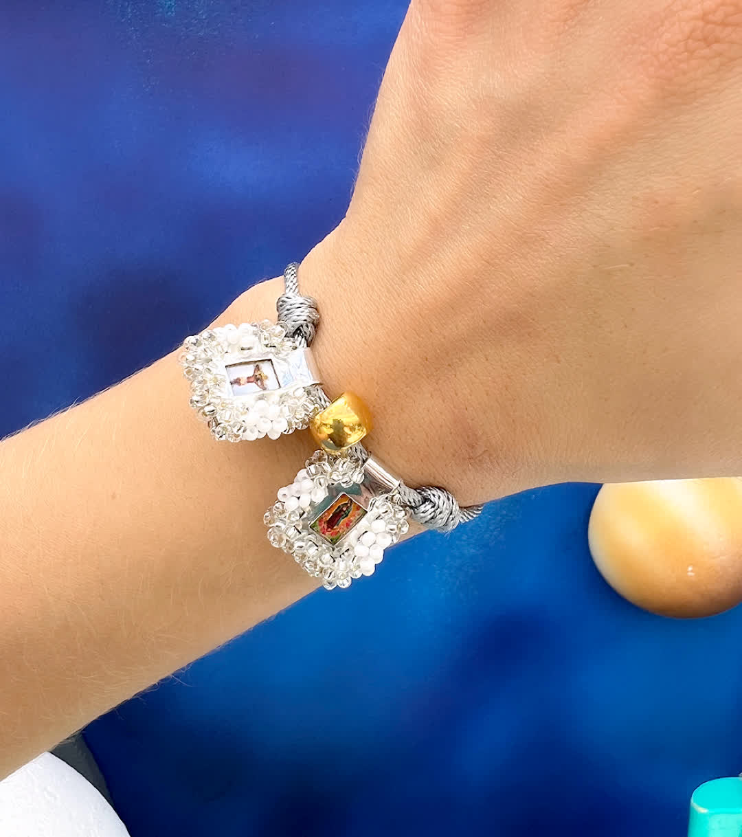 Pulsera Cordon Escapulario Glam Mini Plateado - Sara´s accesorios
