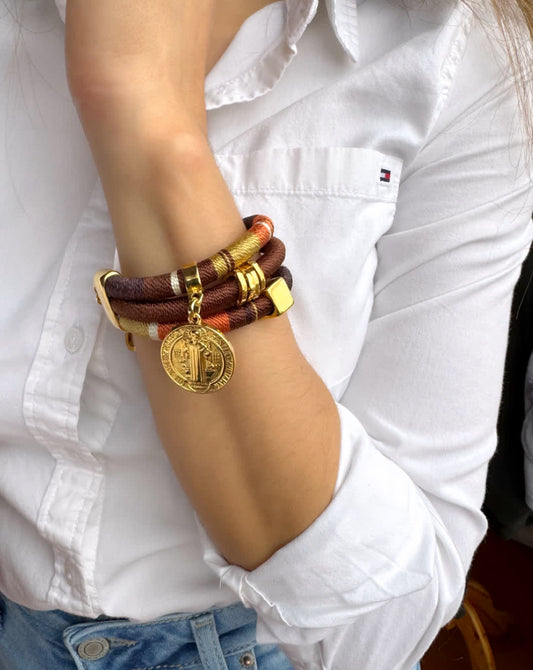 Pulsera para mujer hecha a mano con baño de oro 24K Bogotá.