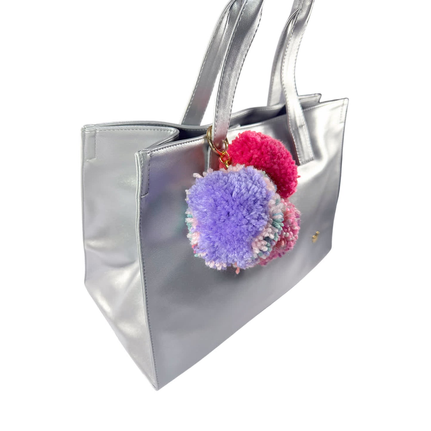 Bolsos grandes para mujer, prácticos y elegantes, perfectos para llevar todo lo necesario. Compra online ahora.