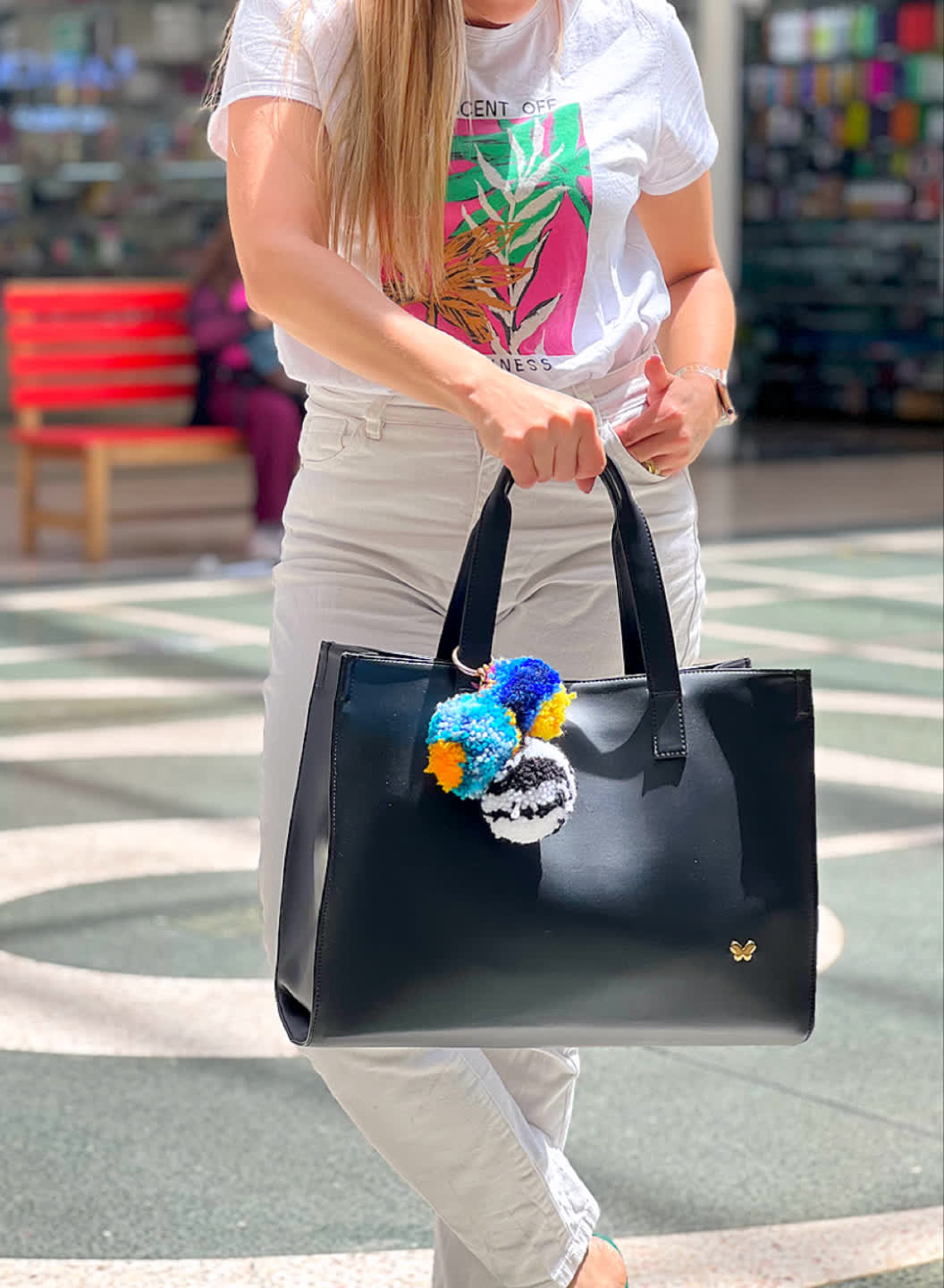 Bolsos grandes para mujer, prácticos y elegantes, perfectos para llevar todo lo necesario. Compra online ahora.