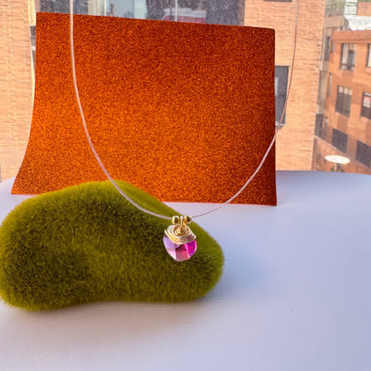 Collar Marroqui Invisibles Corazon Fucsia