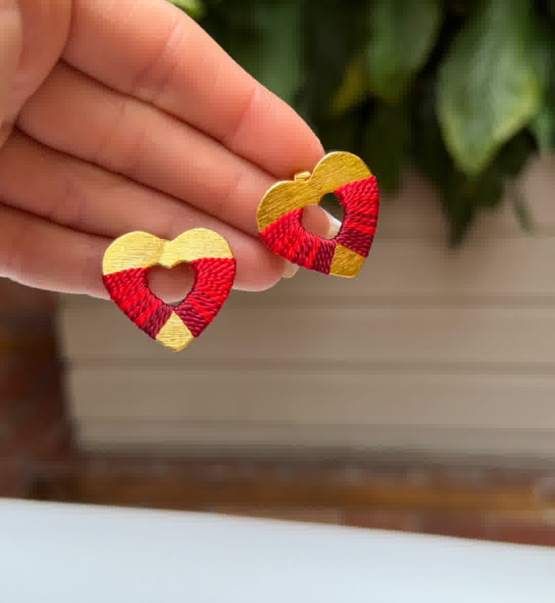 Aretes Praga Afrodita Corazon rojo