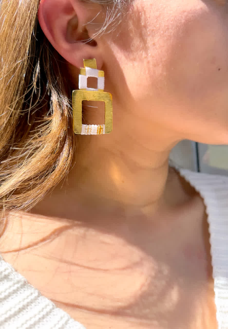 Aretes Cascada Cuadrado White