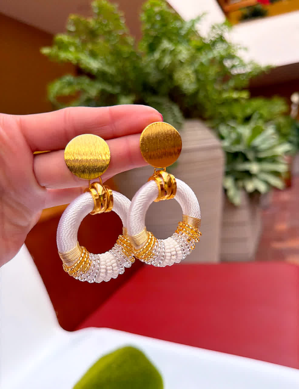 Aretes Praga Metis Mini White