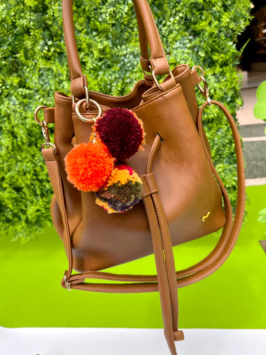 Bolsos para mujer elegantes y modernos, disponibles en diversas tendencias para este 2025.