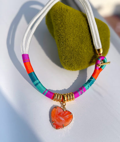 Collar Praga Alice Ice Cream