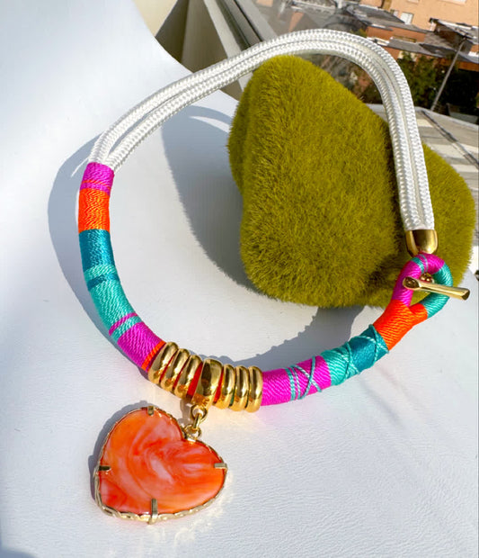 Collar Praga Alice Ice Cream