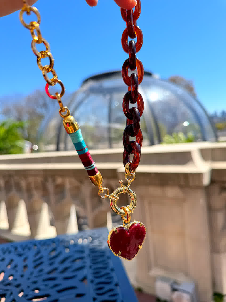 Collar Bianca Vino Celeste