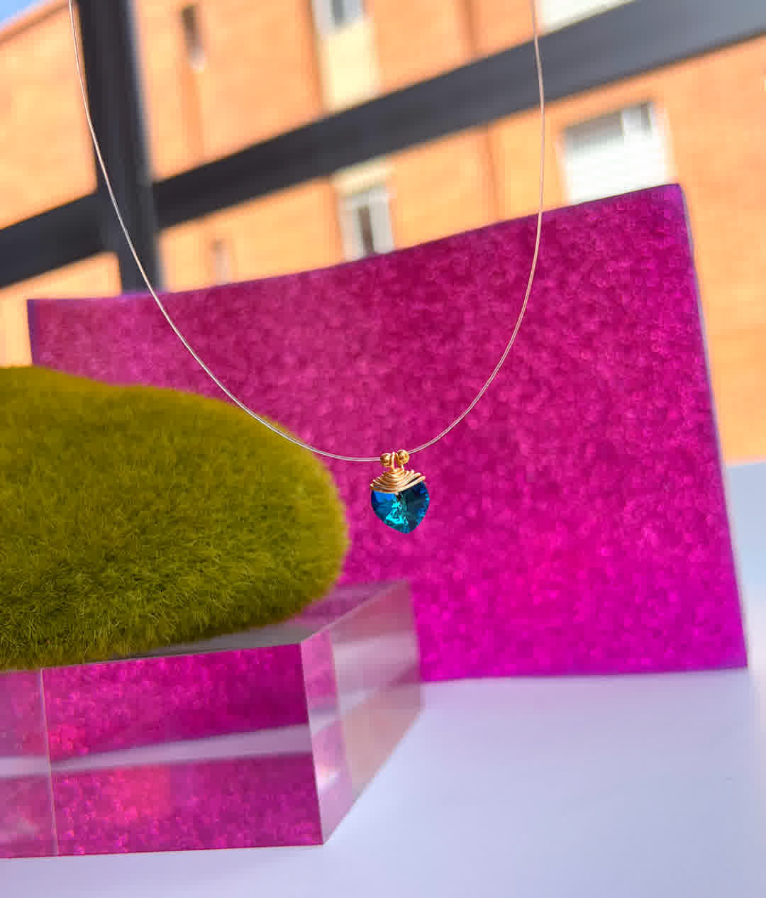 Collar Marroqui Invisibles Corazon Azul Oscuro