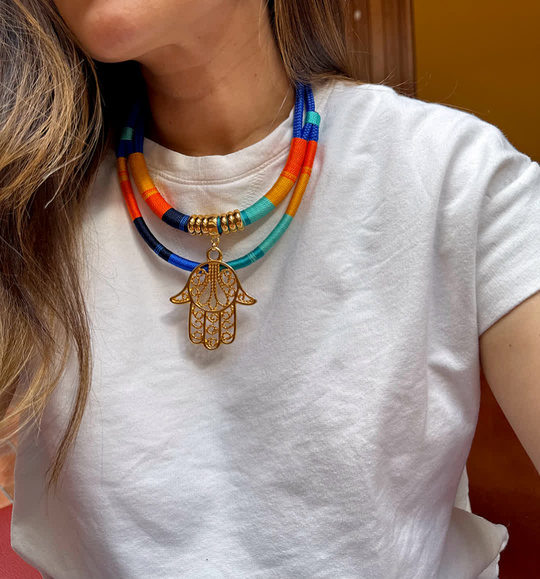 Collar Blue Lagartija Naranja  Azules - Sara´s accesorios