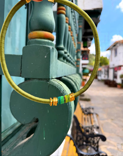 Collar Suraya Glam Verde Oliva