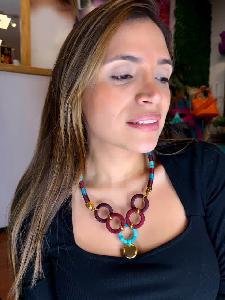 Collar Origen Valle de Cocora Vino Celeste