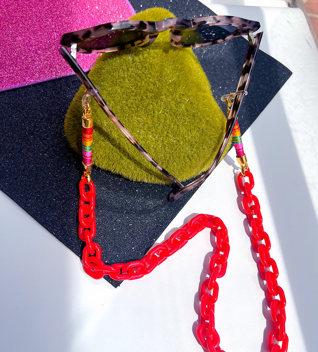 Cuelga Gafas Chain Sandia - Sara´s accesorios