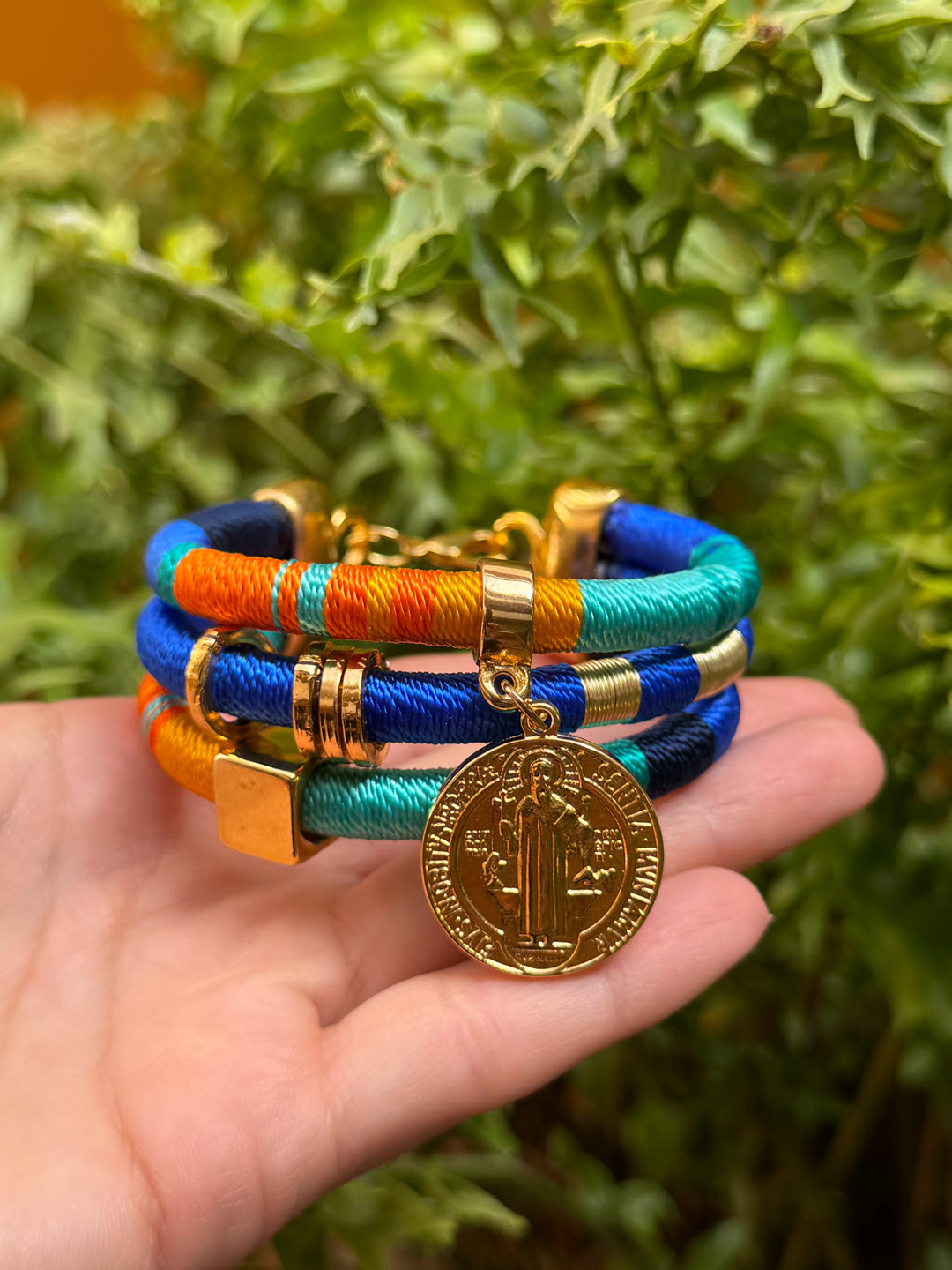 Brazalete Cascada SB Naranjas y azules - Sara´s accesorios