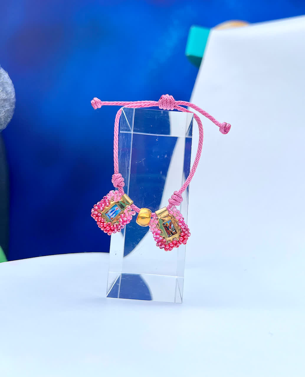 Pulsera Cordon Escapulario Glam Mini Rosado - Sara´s accesorios