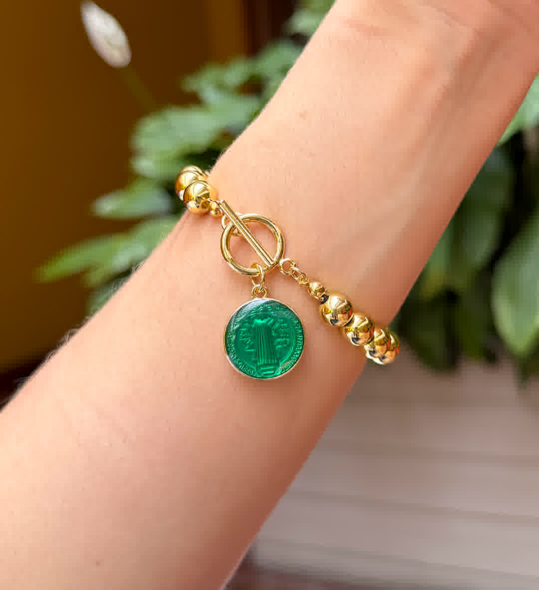 Pulsera Esperanza Dorada dije san benito verde
