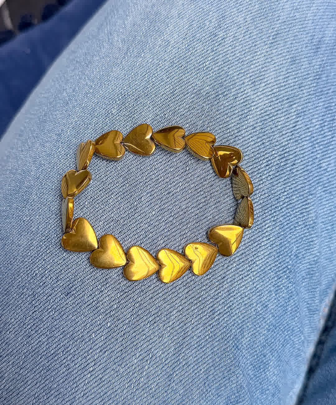 Pulsera Corazones Hematita Dorada