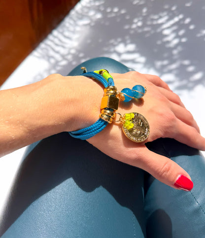 Pulsera Amuleto Colombia Azul Cobalto con dije de San Benito