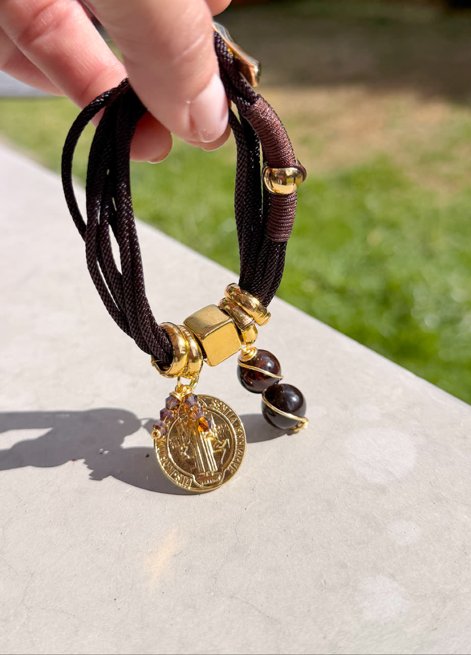 Pulsera Amuleto cafédije de san benito