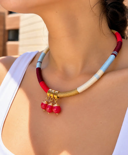 Collar Princesa granate